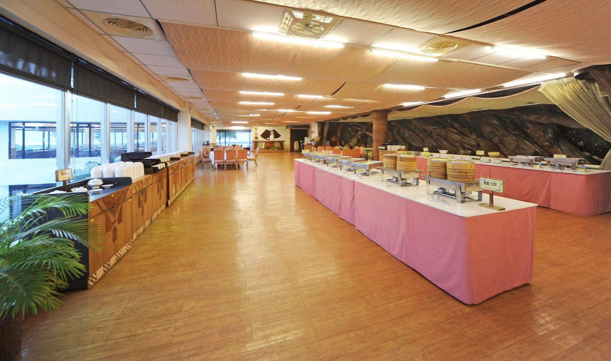 Astar Hotel Hualien Eksteriør billede