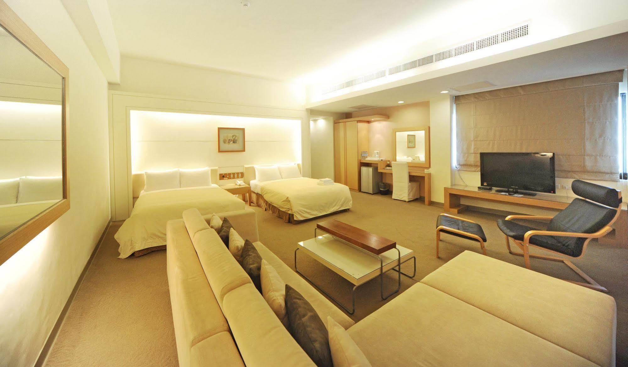 Astar Hotel Hualien Eksteriør billede